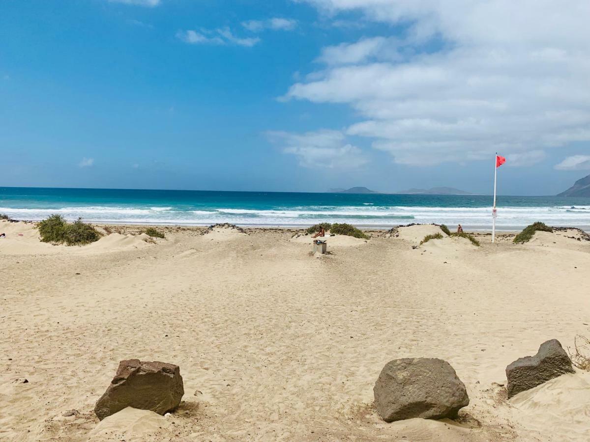Fcg20, Famara Beach Dış mekan fotoğraf